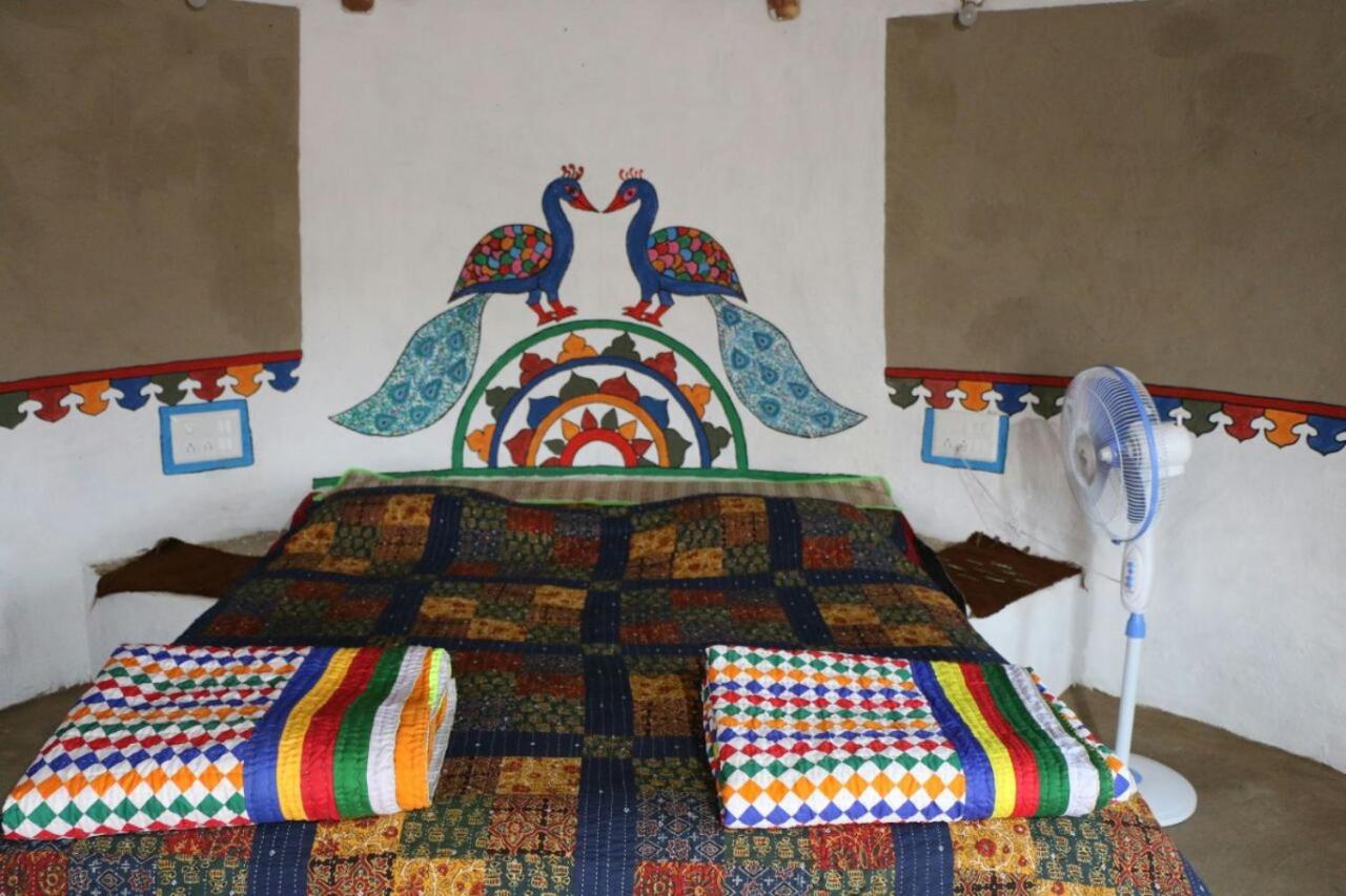 Banni Village Resort - Rann Of Kutch Bherandiāla Exterior foto